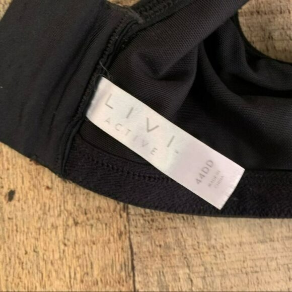 Livi active molded underwired adjustable bra - 40DD - Picture 7 of 8